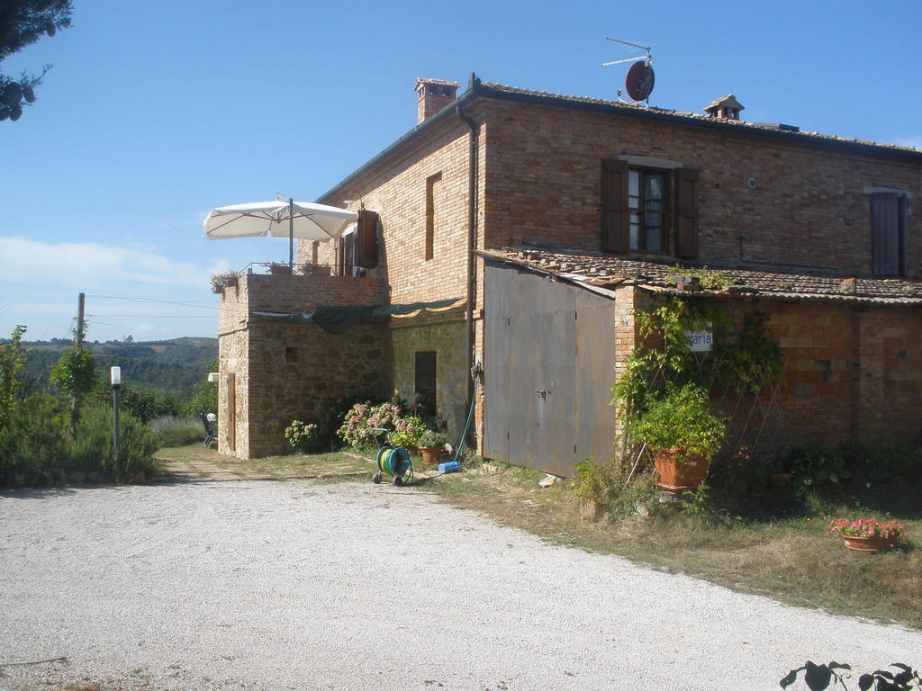 Agriturismo Santa Maria Торита ди Сиена Екстериор снимка